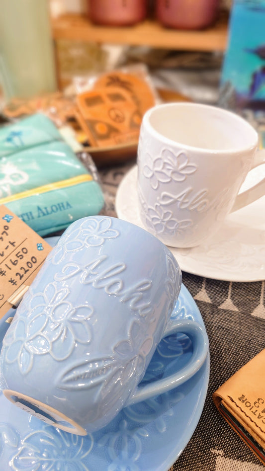 ALOHA プルメリアマグカップ ホワイト ブルー ハワイアン 陶器 コップ キッチン雑貨